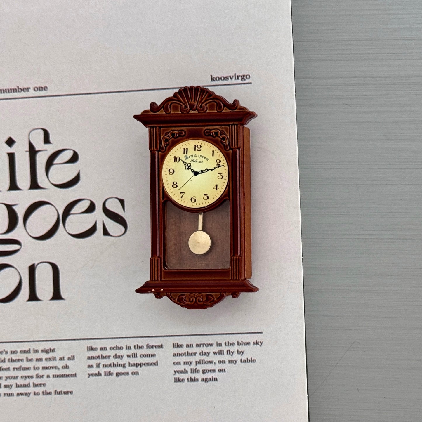 Retro Mini Pendulum Clock Furniture Decor