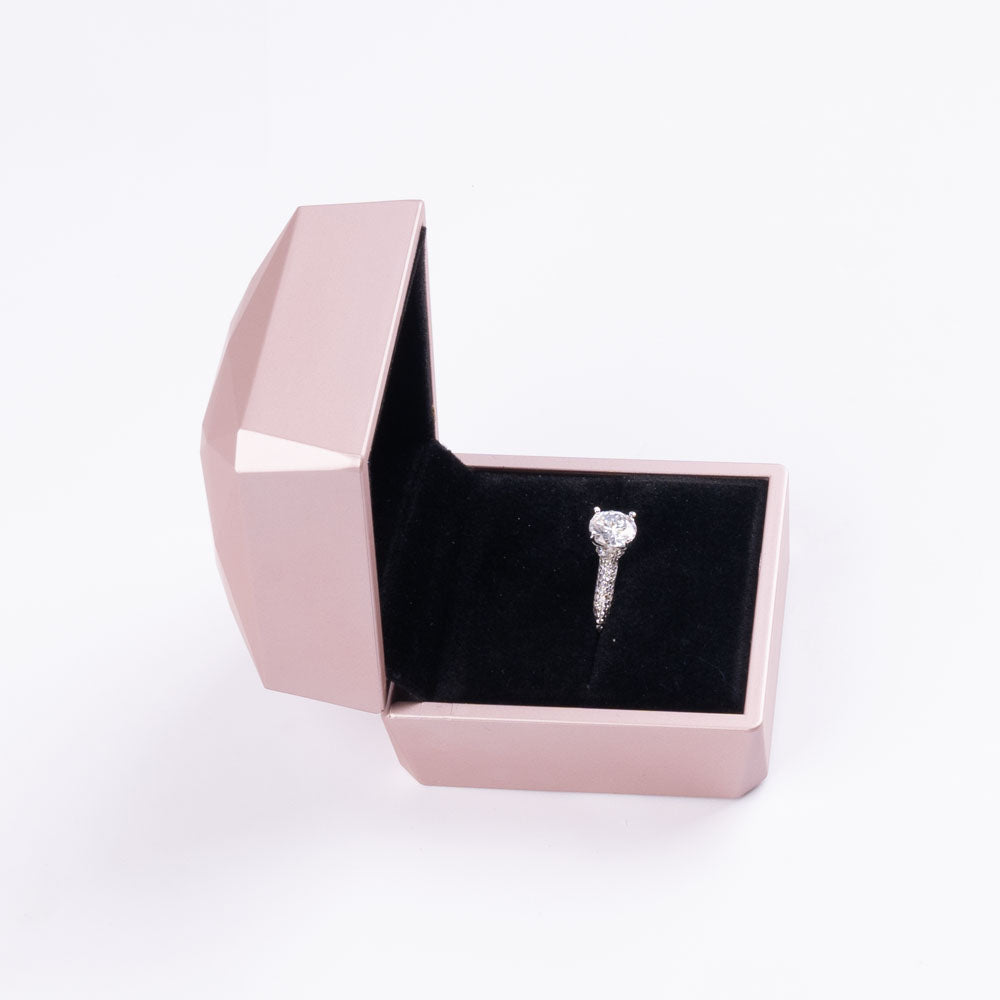 Stunna Lady 2CT Palace Halo Moissanite Ring