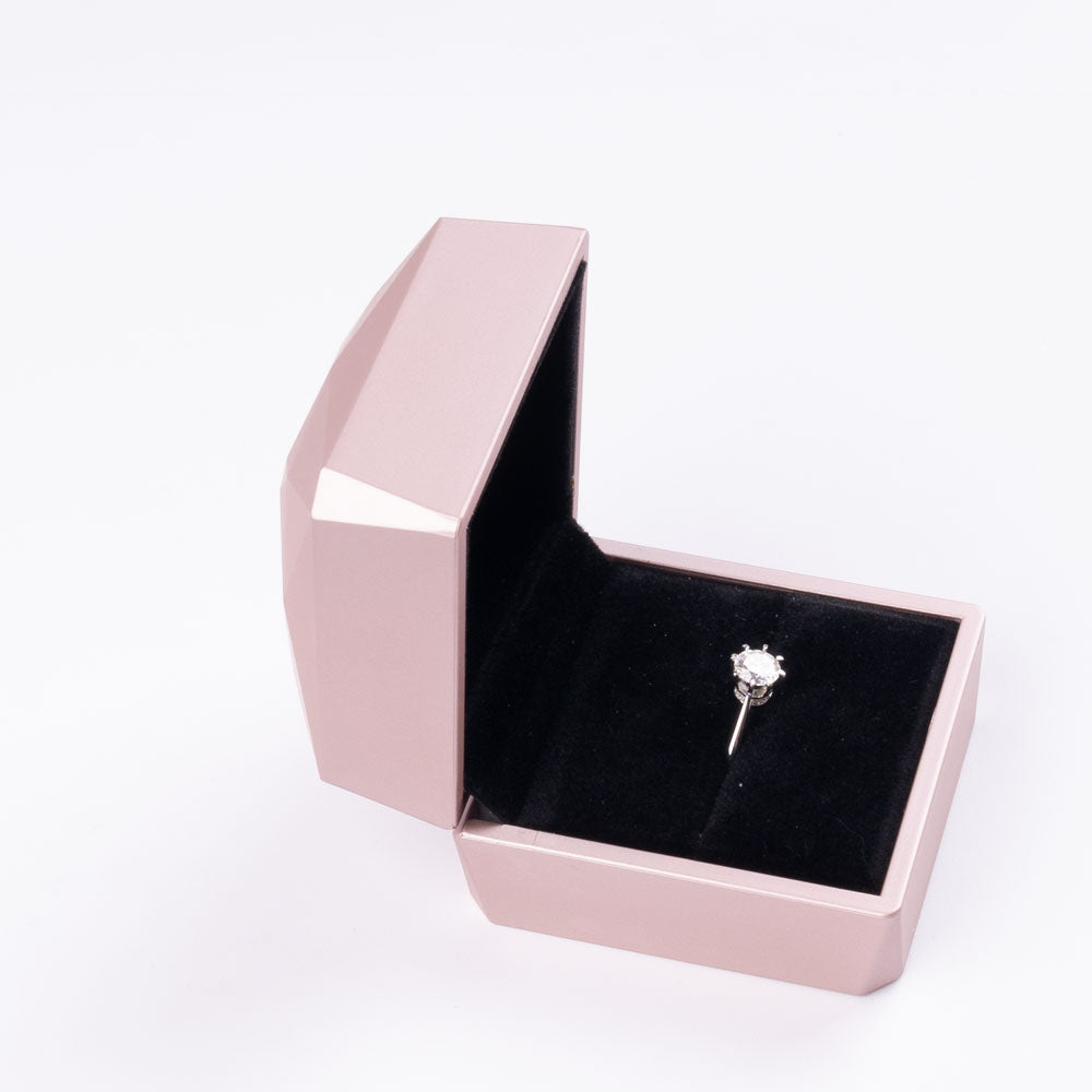 Stunna Lady 1CT Freesia 6 Prong Solitaire Moissanite Ring