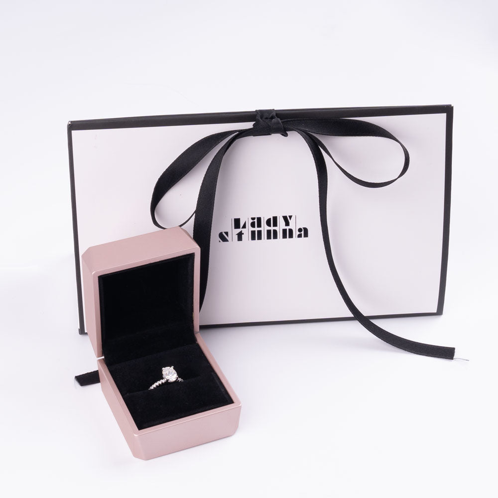 Stunna Lady 1CT 2CT Oval Cut Paved Moissannite Ring