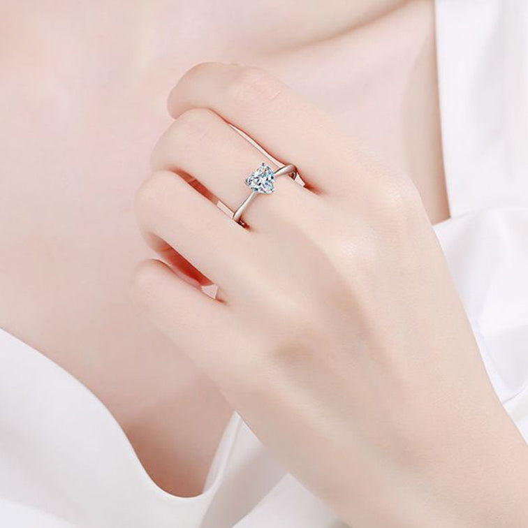 Stunna Lady 1CT 2CT Heart Shaped Moissanite Ring